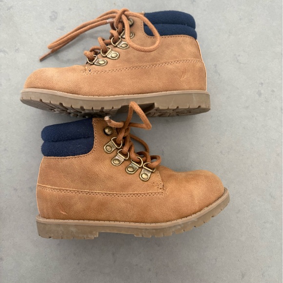 NWOT toddler nautica boots with zipper - Picture 1 of 6